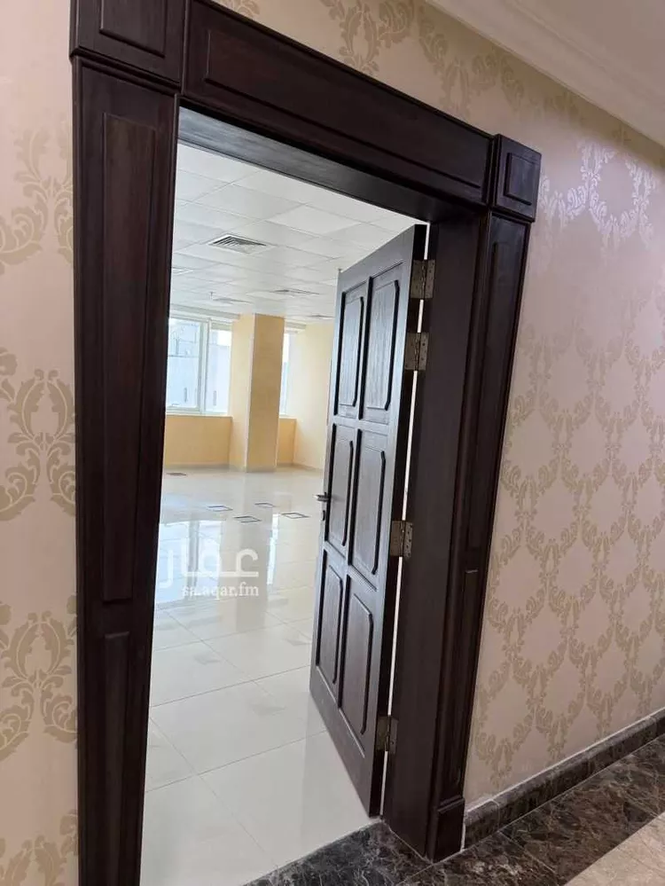 Commercial Office for Rent in Al Khobar Al Ulaya صورة 4