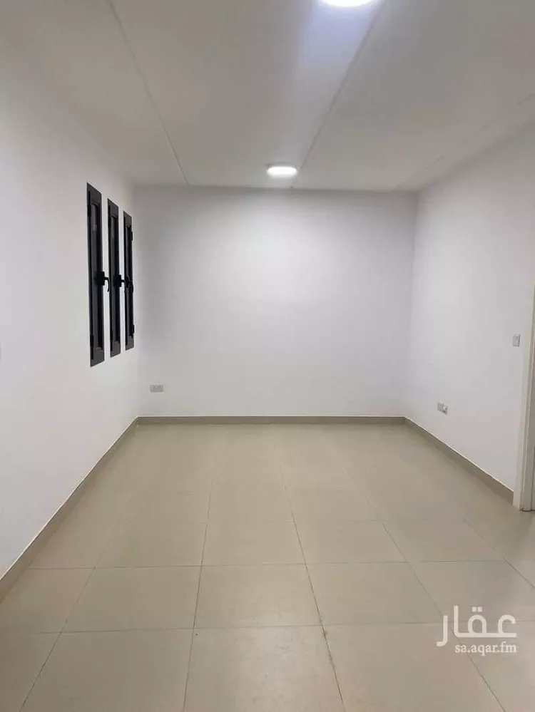فيلا للإيجار في شارع 8 سدرة ، حي مطار الملك خالد الدولي ، الرياض ، منطقة الرياض صورة 4