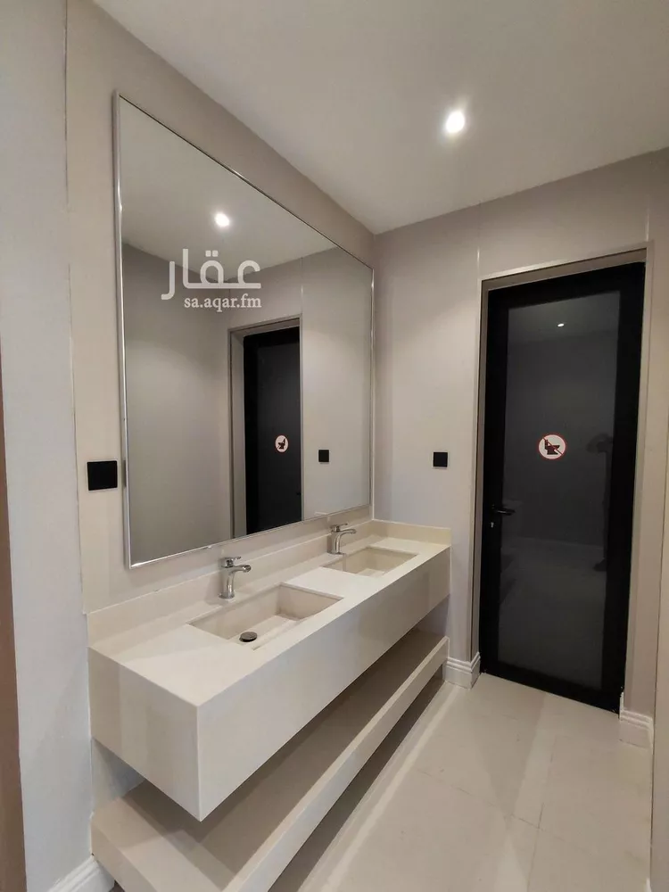 فيلا للبيع في شارع الفل, حي السيف, مدينة الدمام, المنطقة الشرقية صورة 3