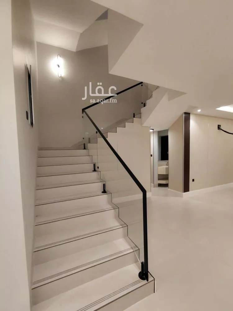 فيلا للبيع في شارع الفل, حي السيف, مدينة الدمام, المنطقة الشرقية صورة 5