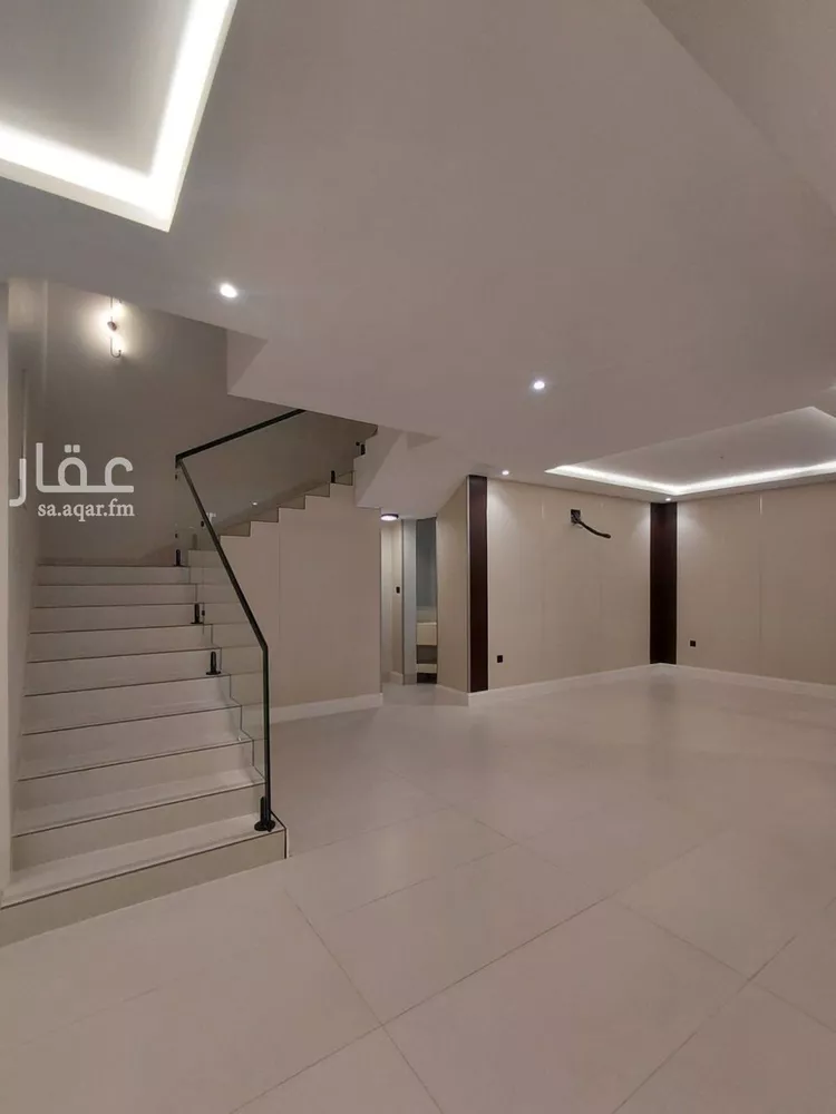 فيلا للبيع في شارع 12ب, حي السيف, مدينة الدمام, المنطقة الشرقية صورة 2