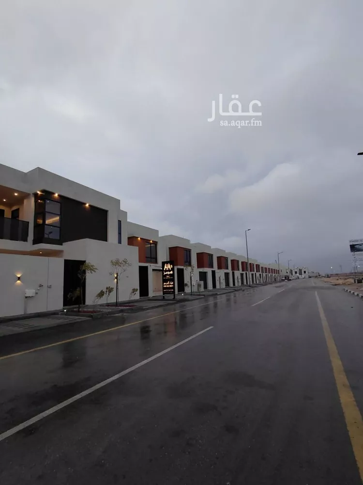 فيلا للبيع في شارع الفل, حي السيف, مدينة الدمام, المنطقة الشرقية صورة 2