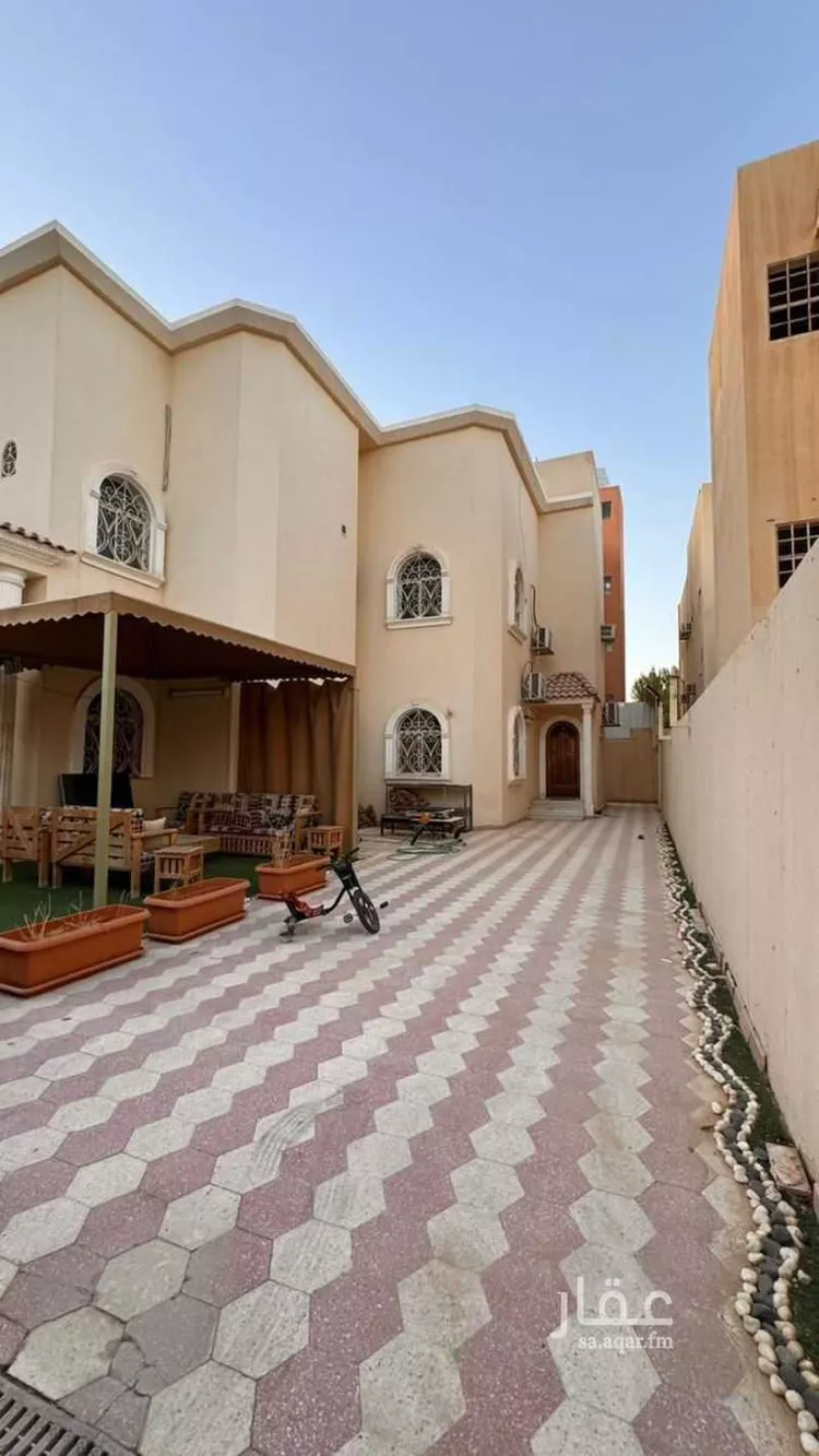 فيلا للبيع في شارع ابن معتوق, حي أم الحمام الغربي, مدينة الرياض, منطقة الرياض صورة 2
