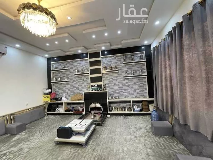 دور للبيع في شارع العماد بن كثير, حي الصفاء, مدينة تبوك, منطقة تبوك صورة 5