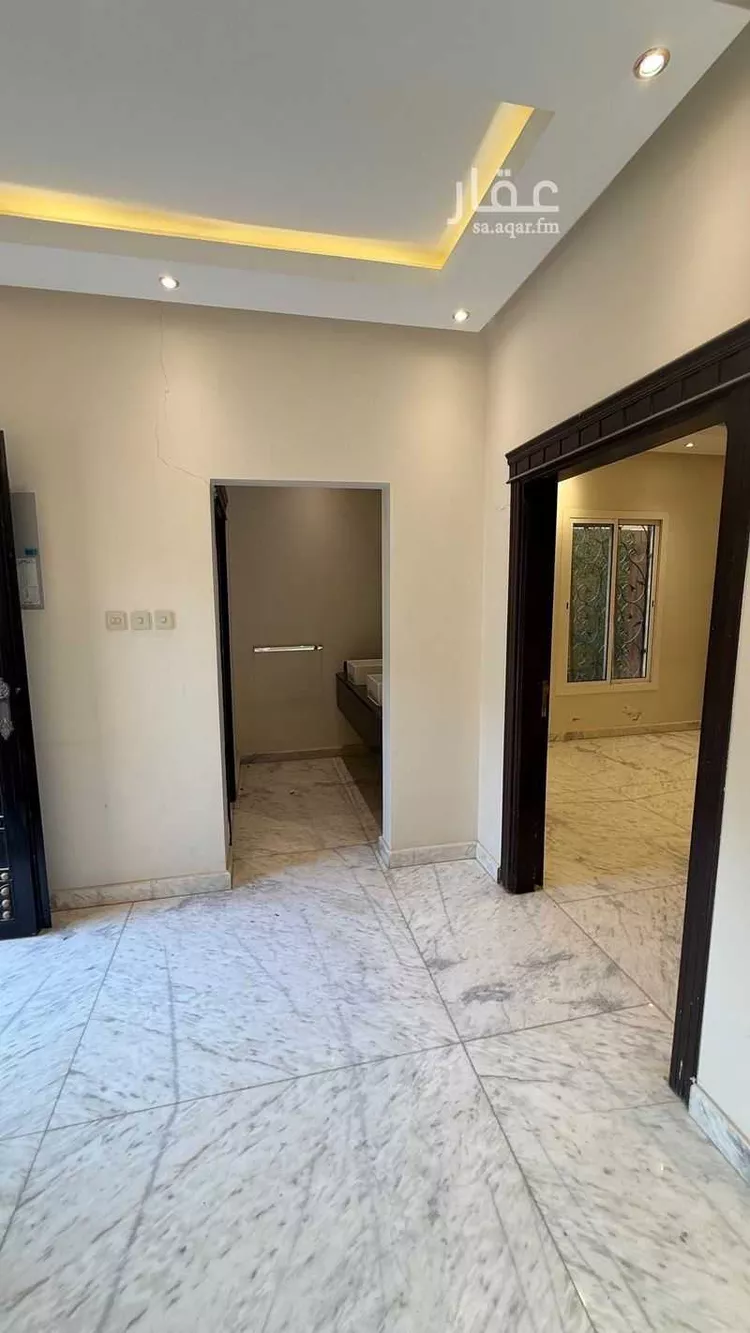 فيلا للبيع في شارع الأحمدي, حي الياسمين, مدينة الرياض, منطقة الرياض صورة 5