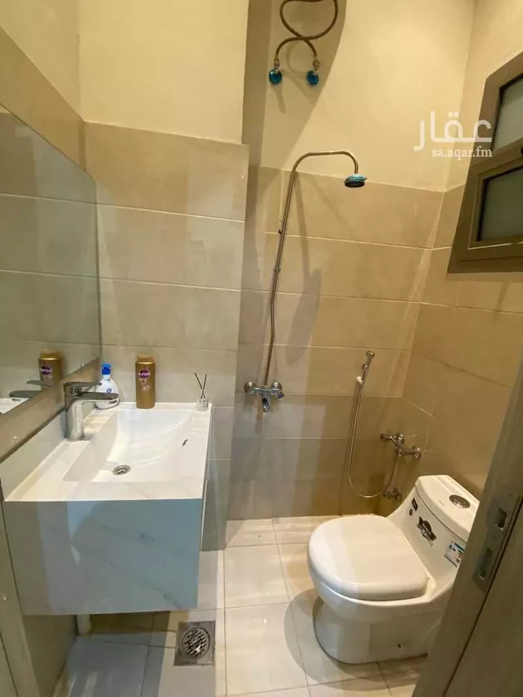 شقة للإيجار في شارع ابن شعيب المالكى, حي السعادة, مدينة الرياض, منطقة الرياض صورة 3