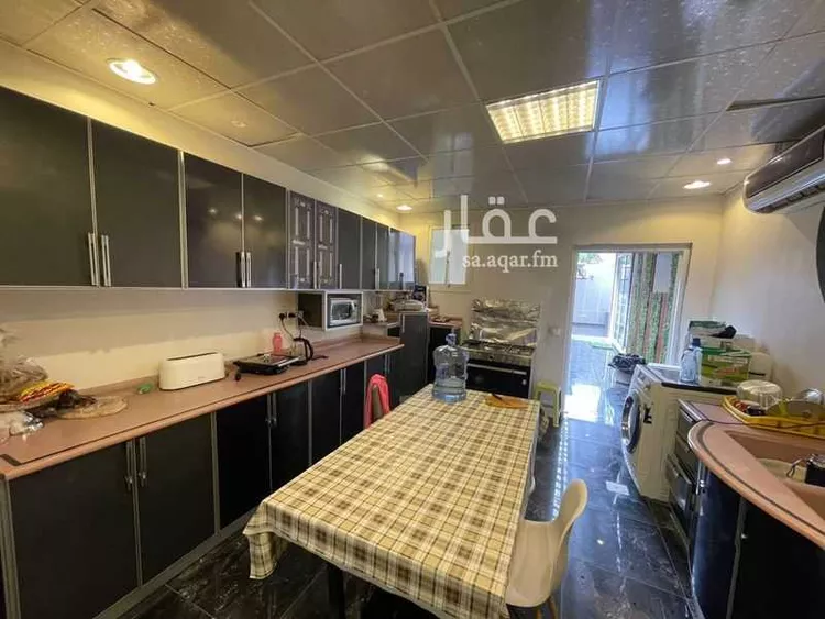 فيلا للبيع في شارع الصدف, حي النهضة, مدينة الرياض, منطقة الرياض 12