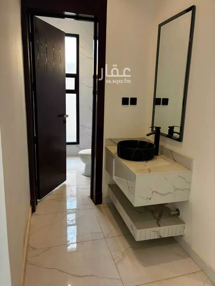دور للبيع في شارع الصدارة, حي السعادة, مدينة الرياض, منطقة الرياض 13