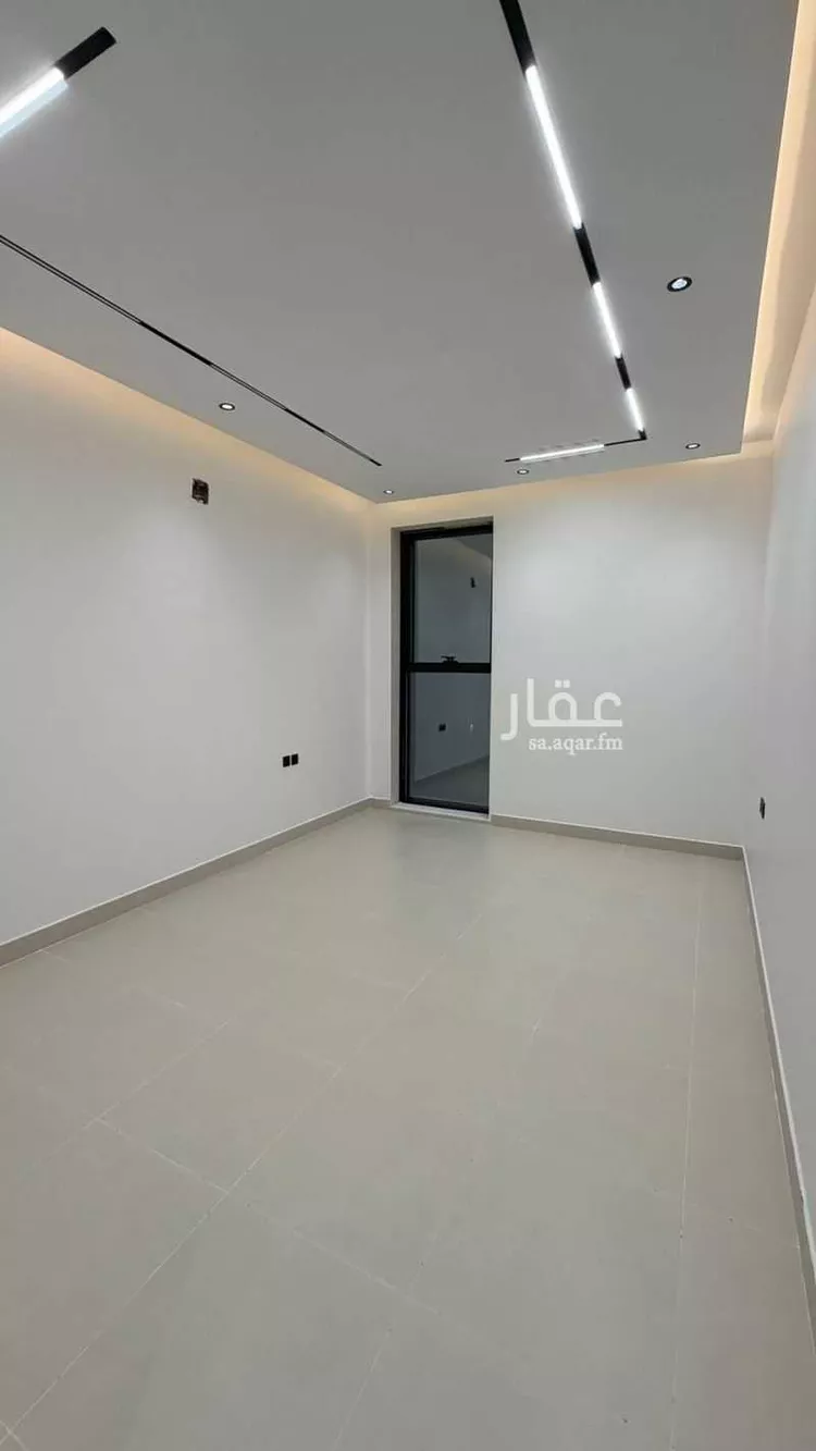 فيلا للبيع في شارع رافع بن يزيد الأنصاري, حي الصفاء, مدينة الرياض, منطقة الرياض 16