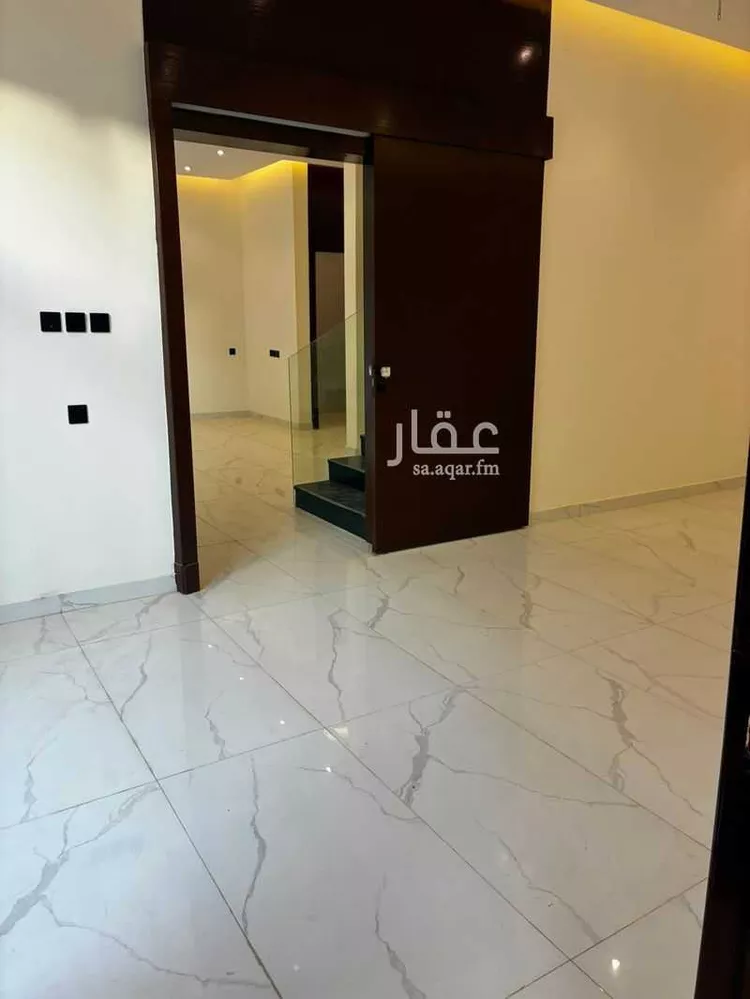 فيلا للبيع في شارع الصدارة, حي السعادة, مدينة الرياض, منطقة الرياض 10