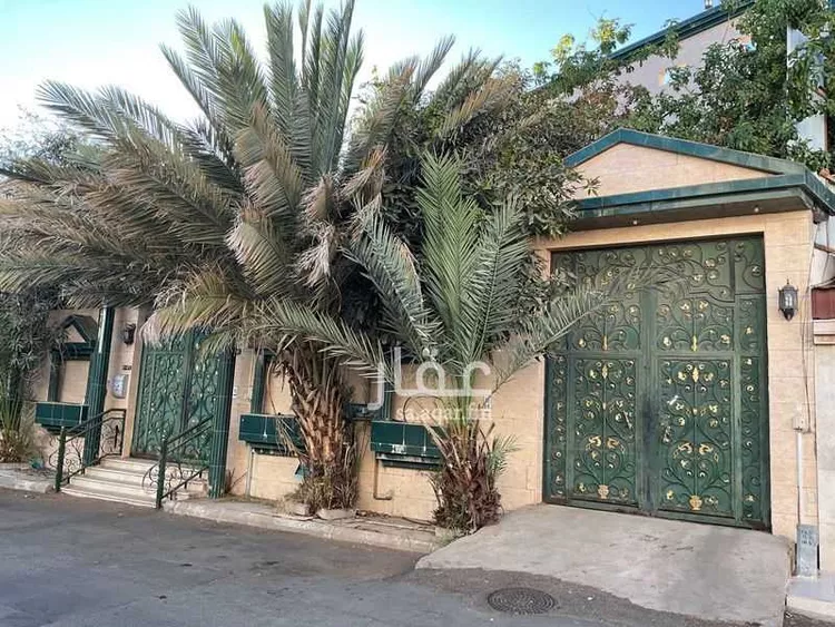 فيلا للبيع في شارع ابي محمد التميمي, حي السداد, مدينة الطائف, منطقة مكة المكرمة صورة 2