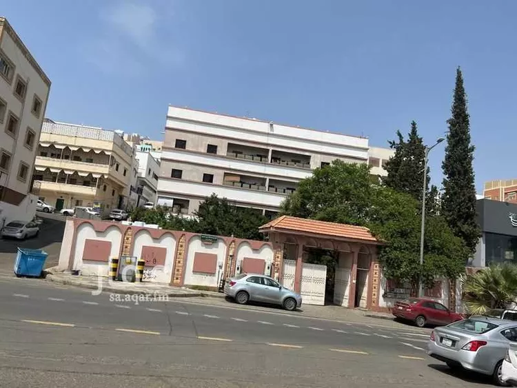 عمارة للبيع في حي الوردتين, مدينة أبها, منطقة عسير