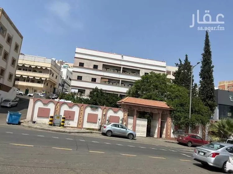 عمارة للبيع في حي الوردتين, مدينة أبها, منطقة عسير 9