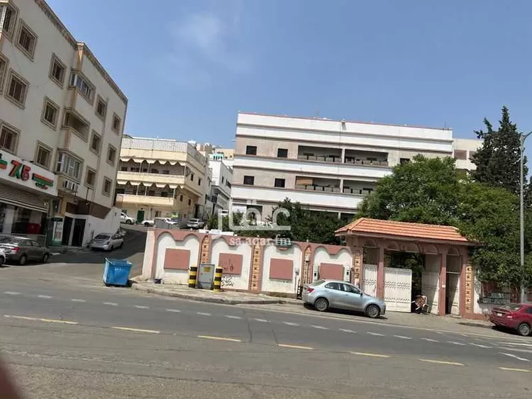 عمارة للبيع في حي الوردتين, مدينة أبها, منطقة عسير 8