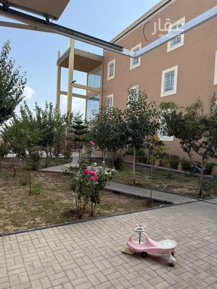 عمارة للبيع في شارع العام, حي التعاون, مدينة ابها, منطقة عسير