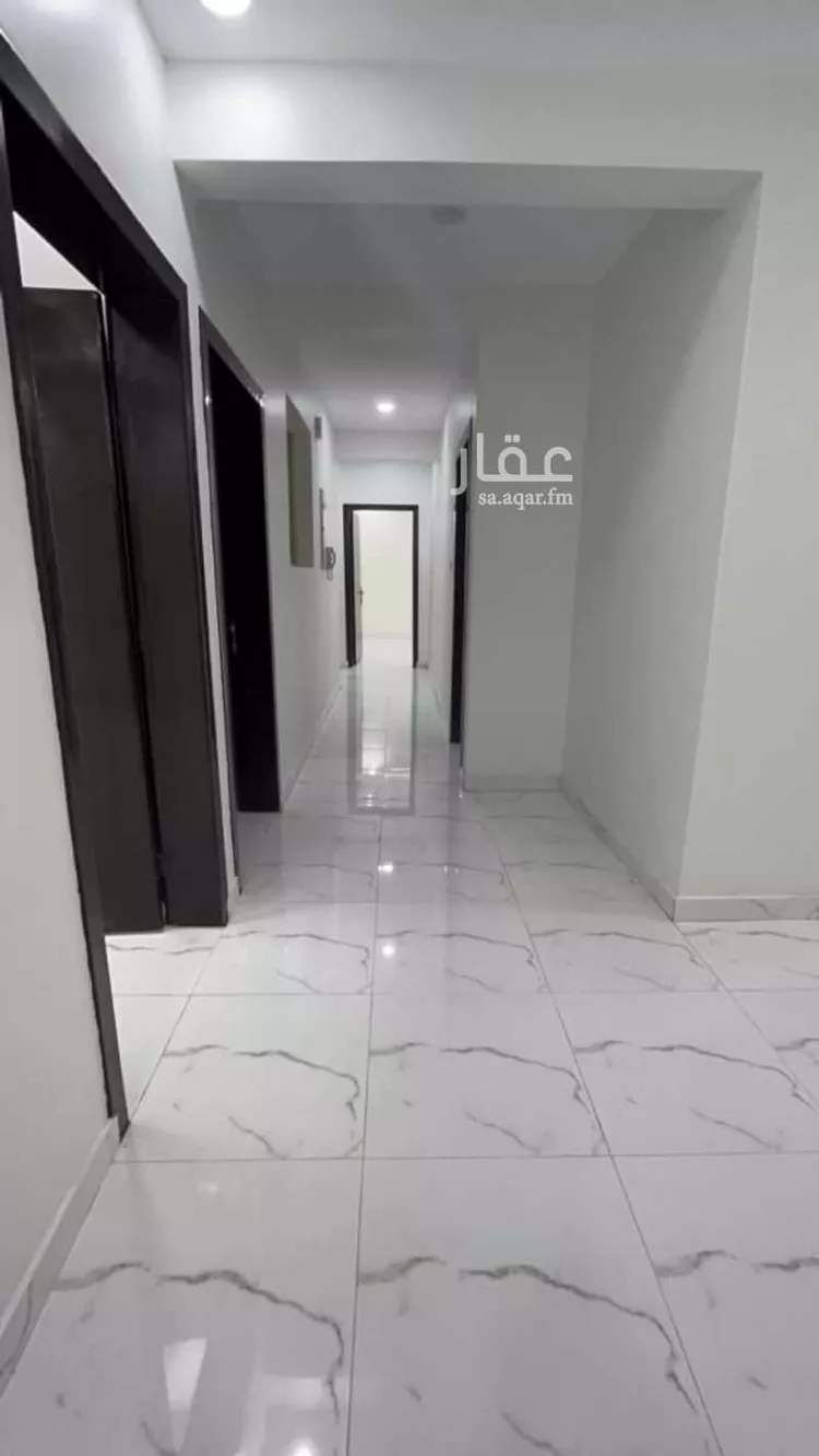 شقة للإيجار في شارع القطبي, حي البحيرة, مدينة ابها, منطقة عسير صورة 4