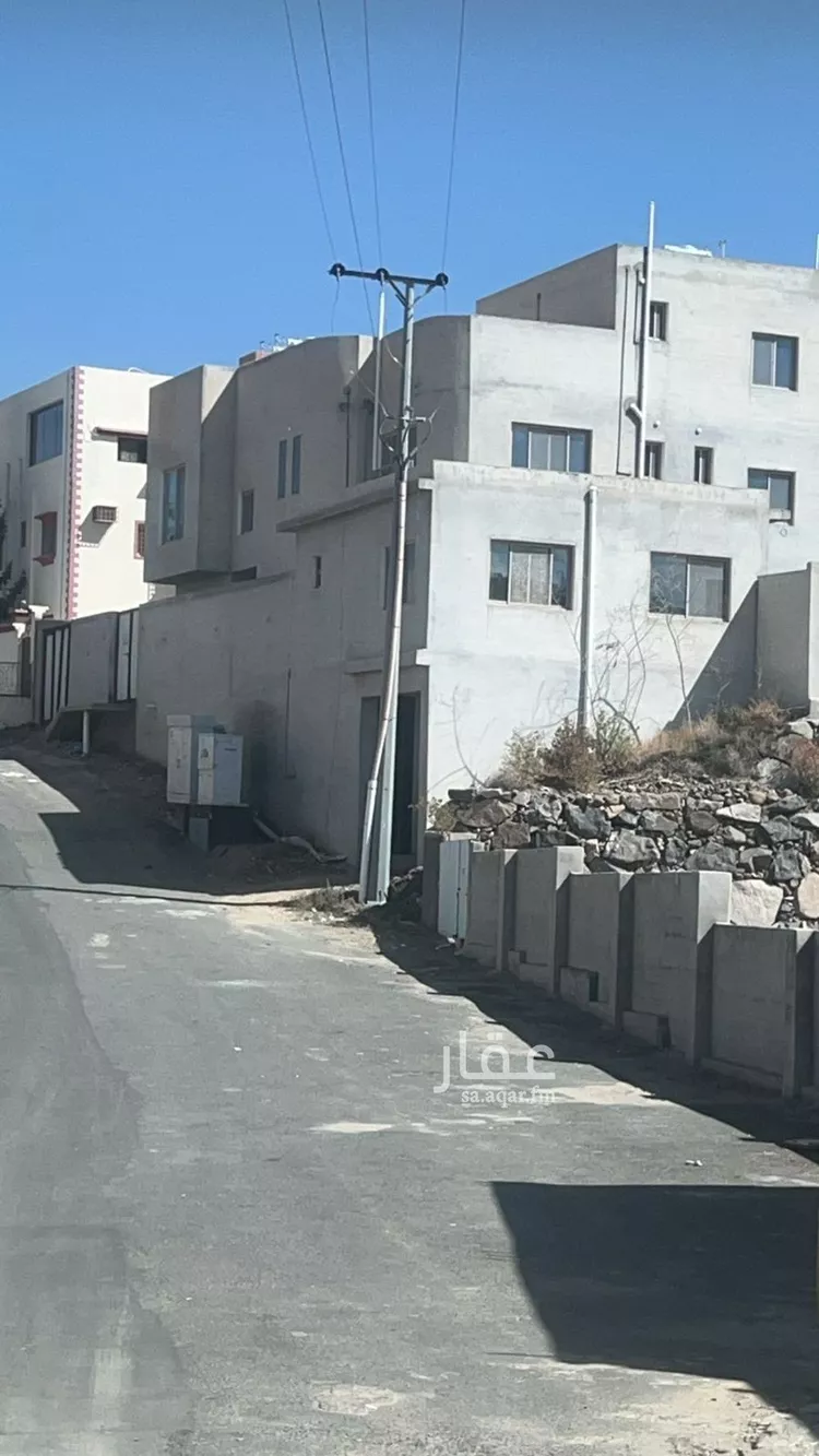 عمارة للبيع في حي التعاون, مدينة أبها, منطقة عسير صورة 3