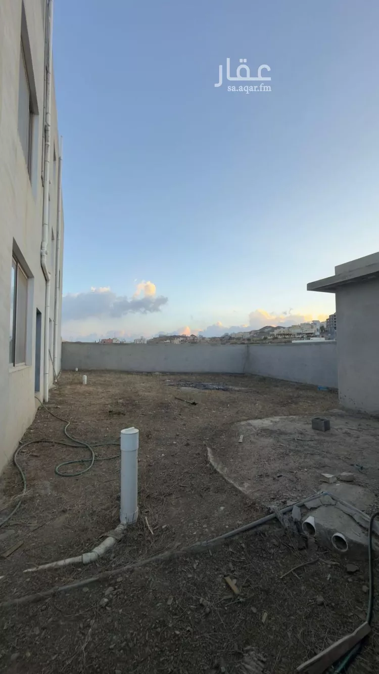 عمارة للبيع في حي التعاون, مدينة أبها, منطقة عسير صورة 5