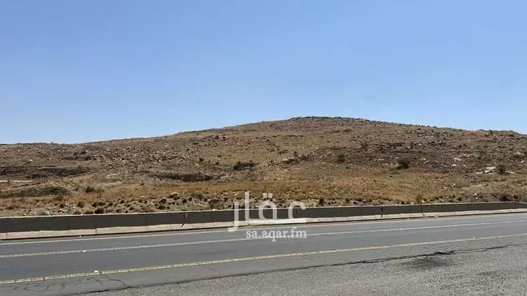 Farm for Sale in Abha Durat Al Mansak