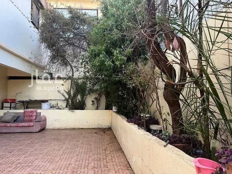 عمارة للبيع في شارع ممر الساره, حي الخالدية, مدينة أبها, منطقة عسير صورة 4