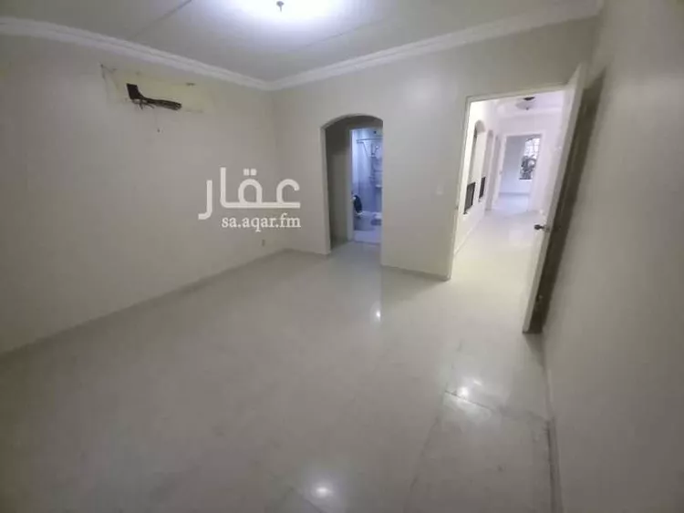 فيلا للبيع في شارع عبد الرزاق الهاشمي, حي الشاطئ الغربي, مدينة الدمام, المنطقة الشرقية صورة 4