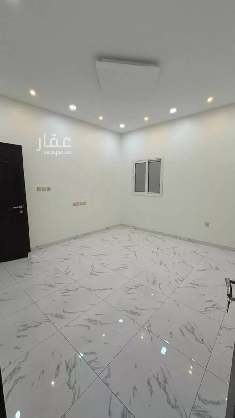 فيلا للبيع في شارع القصب, حي الصواري, مدينة الخبر, المنطقة الشرقية 9