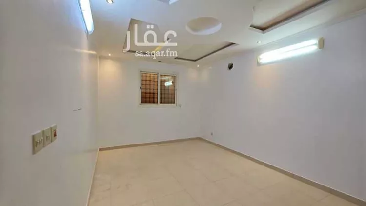 دور للبيع في شارع عبدالحق بن عطية, حي الروضة, مدينة الرياض, منطقة الرياض 1 صورة