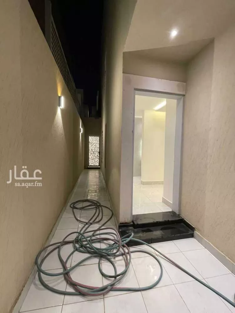 دور للبيع في شارع 287, حي بدر, مدينة الرياض, منطقة الرياض صورة 5