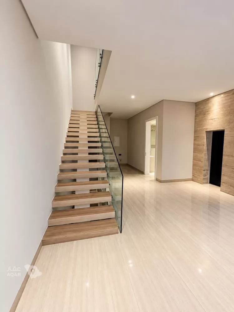 Villa for Sale in Riyadh Al Mahdiyah 7