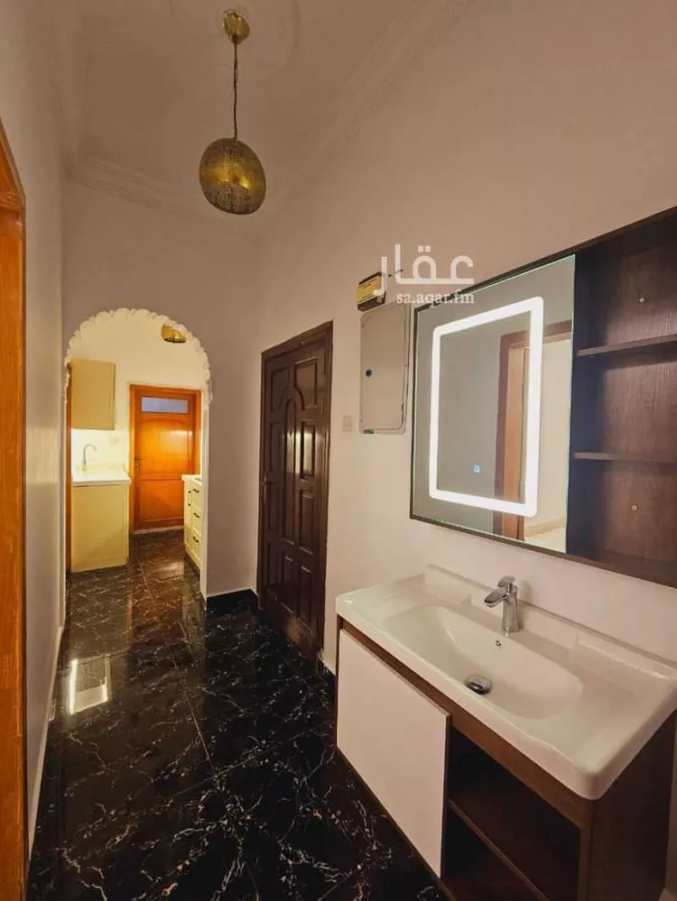 شقة للإيجار في شارع عبدالغني العريس, حي الصفاء, مدينة جدة, منطقة مكة المكرمة صورة 4