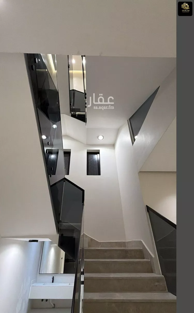 Villa for Sale in Al Khobar Al Amwaj 10