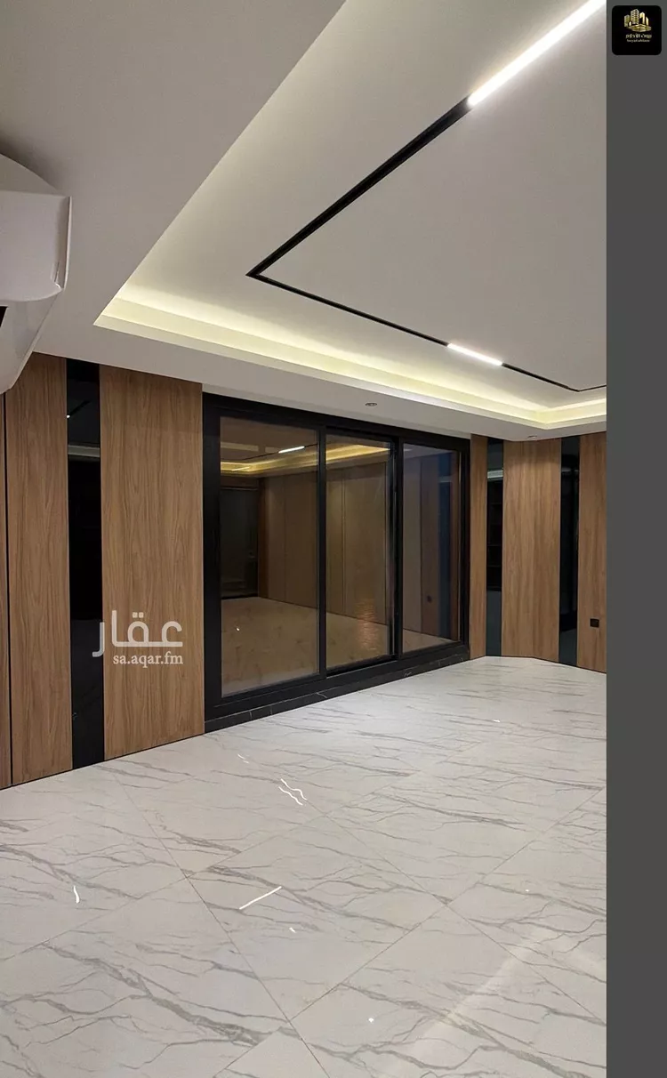 Villa for Sale in Al Khobar Al Amwaj 23
