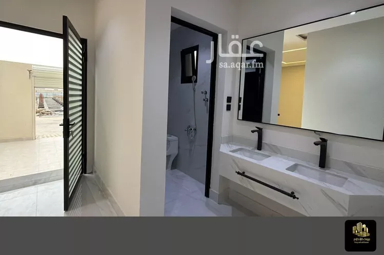 Villa for Sale in Al Khobar Al Amwaj 6