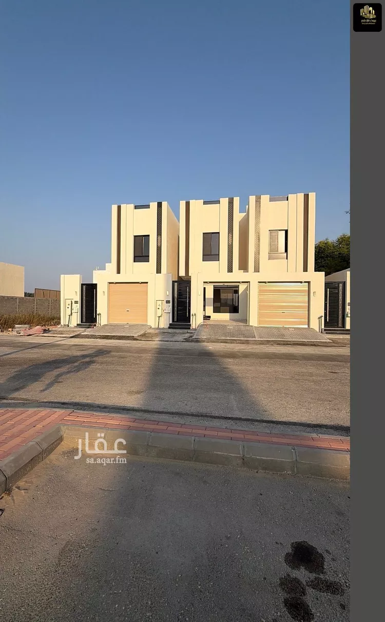فيلا للبيع في شارع القبه, حي العقيق, مدينة الخبر, المنطقة الشرقية 8