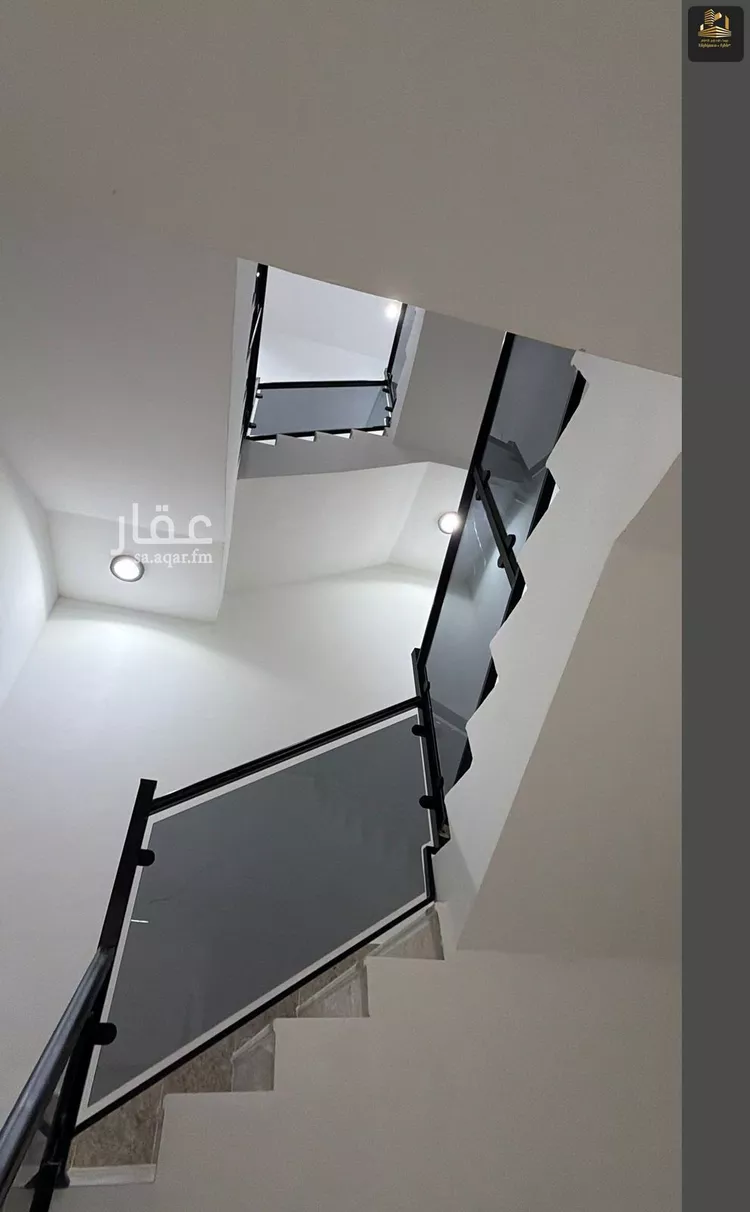 فيلا للبيع في شارع المعارج, حي الأمواج, مدينة الخبر, المنطقة الشرقية 7