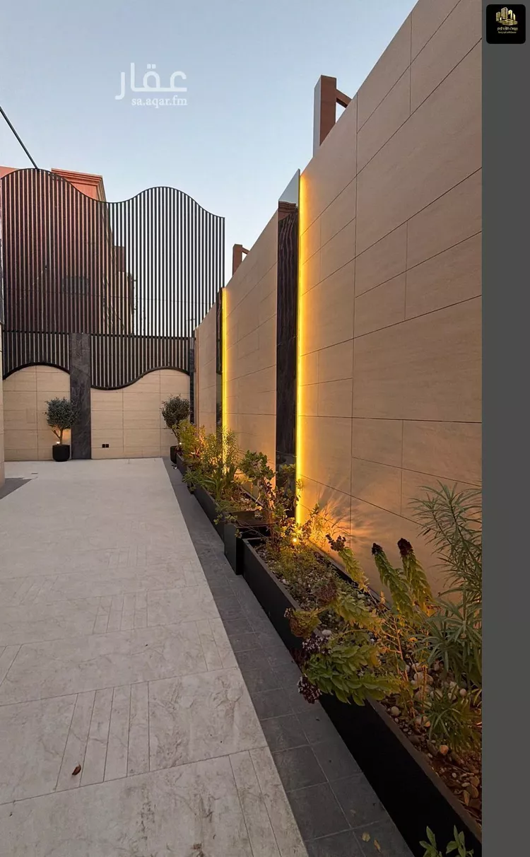 فيلا للبيع في شارع العاصفه, حي الأمواج, مدينة الخبر, المنطقة الشرقية صورة 3