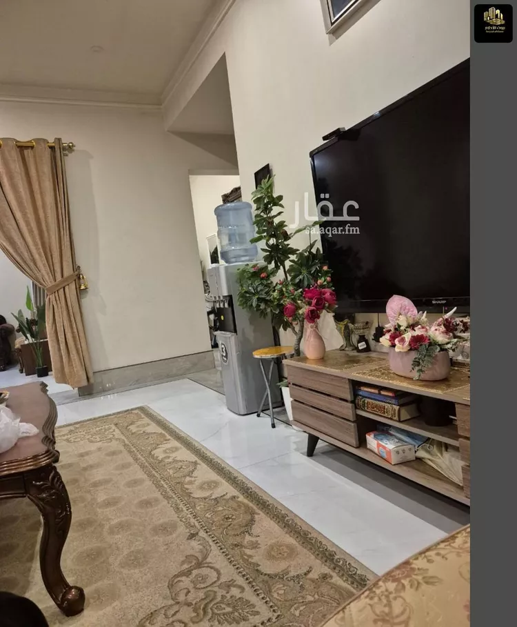 شقة للبيع في شارع القيصومة, حي الحمراء, مدينة الخبر, المنطقة الشرقية 6