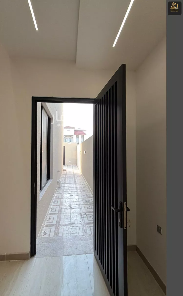 فيلا للبيع في شارع المعارج, حي الأمواج, مدينة الخبر, المنطقة الشرقية 15
