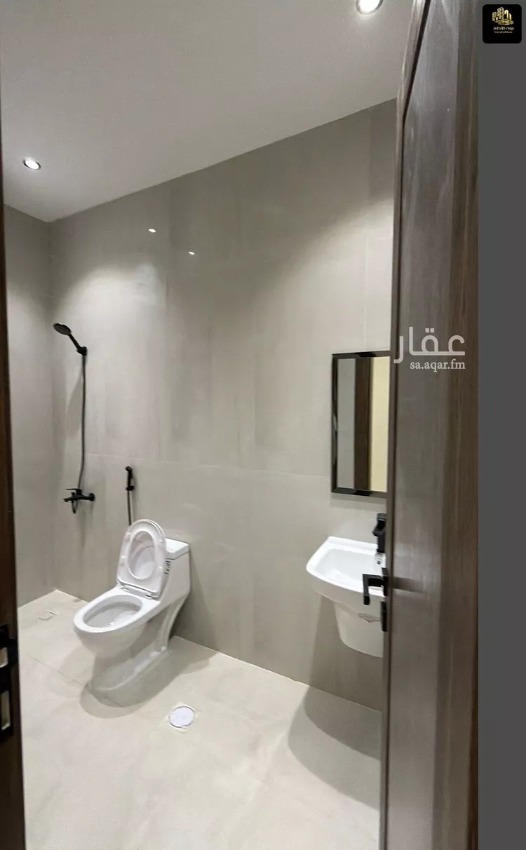 فيلا للبيع في شارع السروات, حي الصواري, مدينة الخبر, المنطقة الشرقية صورة 3