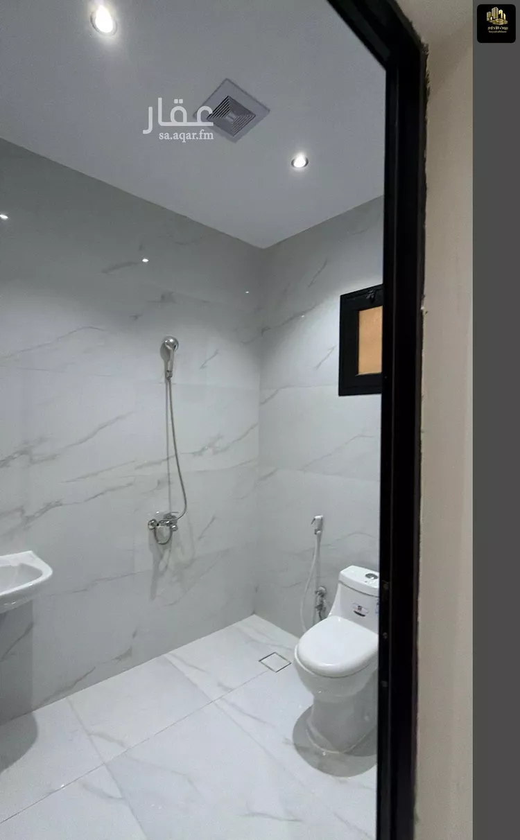 Villa for Sale in Al Khobar Al Amwaj 15