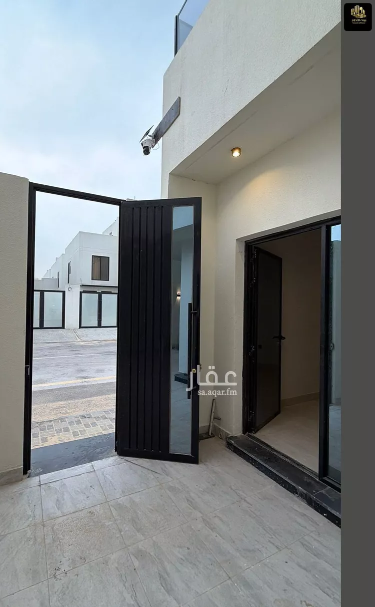 فيلا للبيع في شارع ربيعة بن السكن, حي الأمواج, مدينة الخبر, المنطقة الشرقية صورة 2