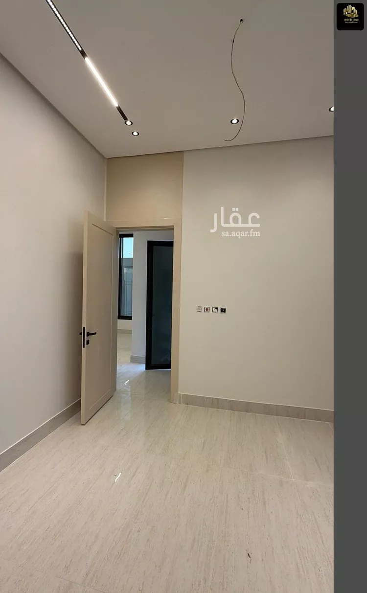 فيلا للبيع في شارع 21ا, حي الصواري, مدينة الخبر, المنطقة الشرقية صورة 2