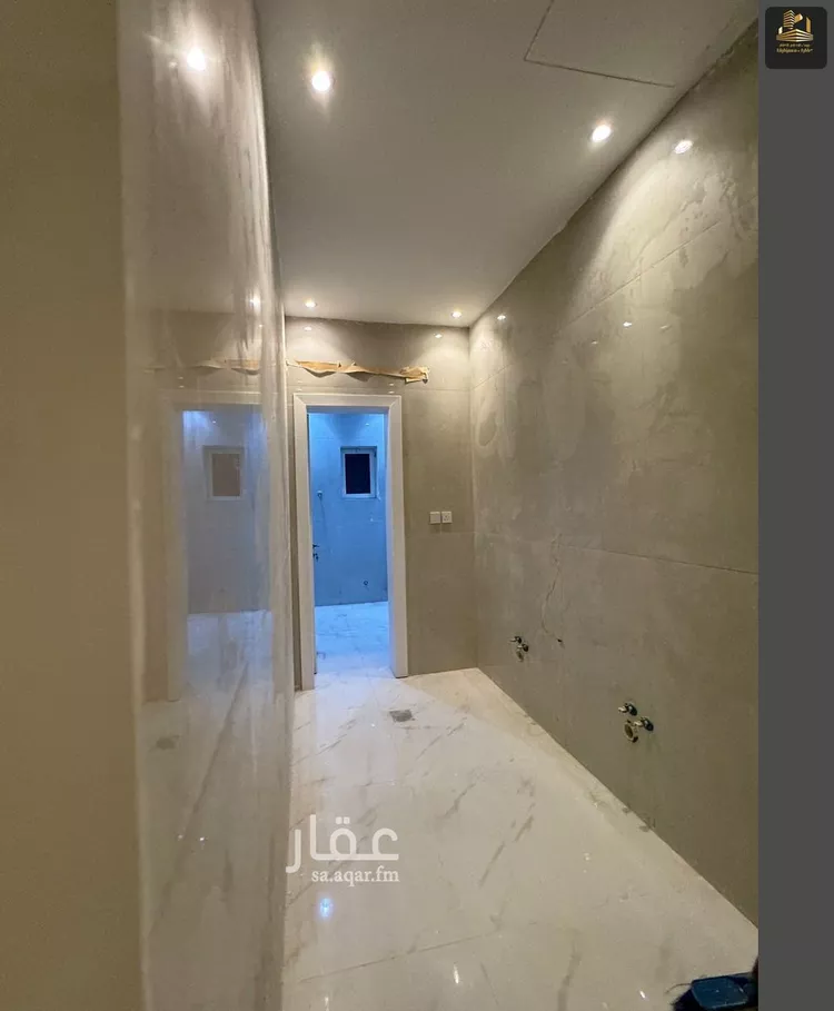 فيلا للبيع في حي البحيرة, مدينة الخبر, المنطقة الشرقية 9