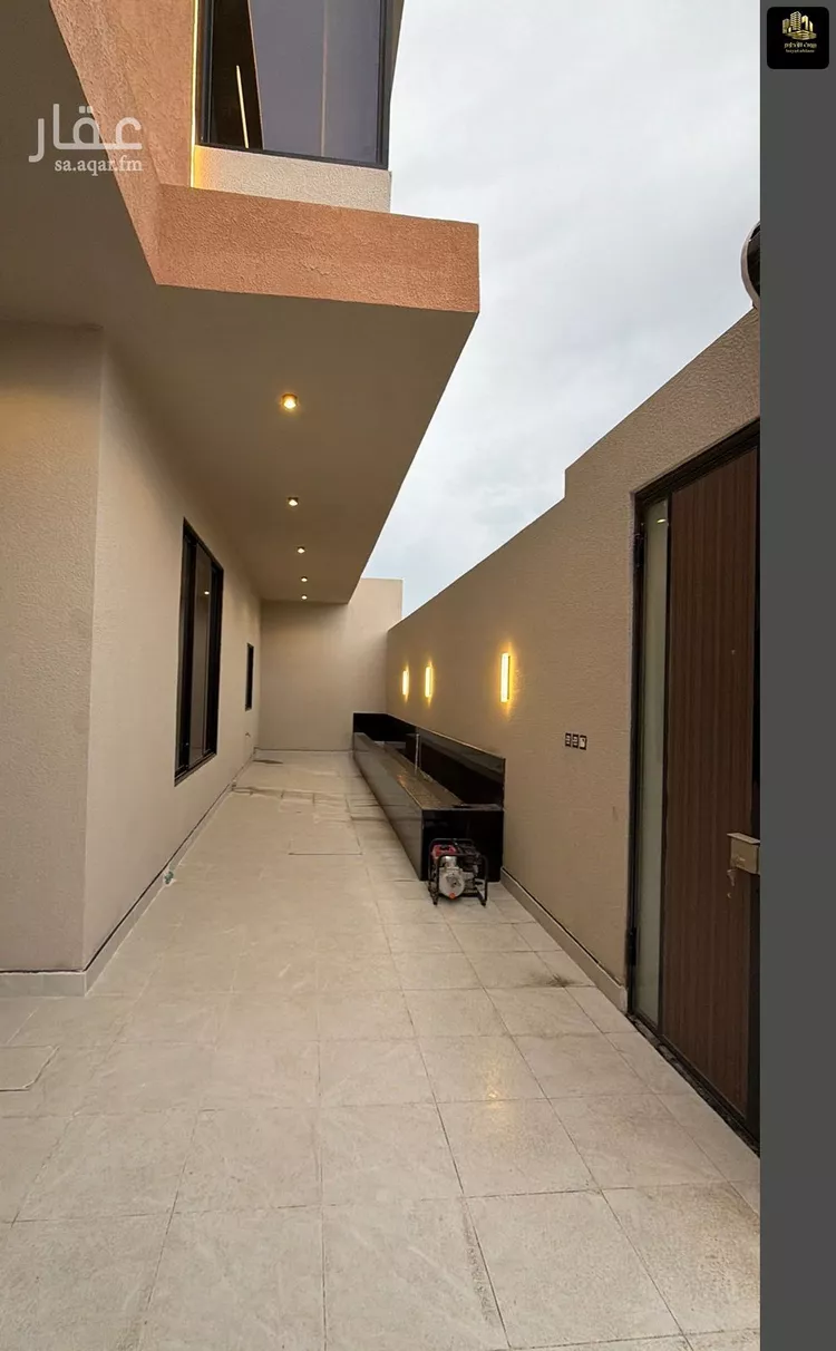 فيلا للبيع في شارع رفحاء, حي الصواري, مدينة الخبر, المنطقة الشرقية صورة 3