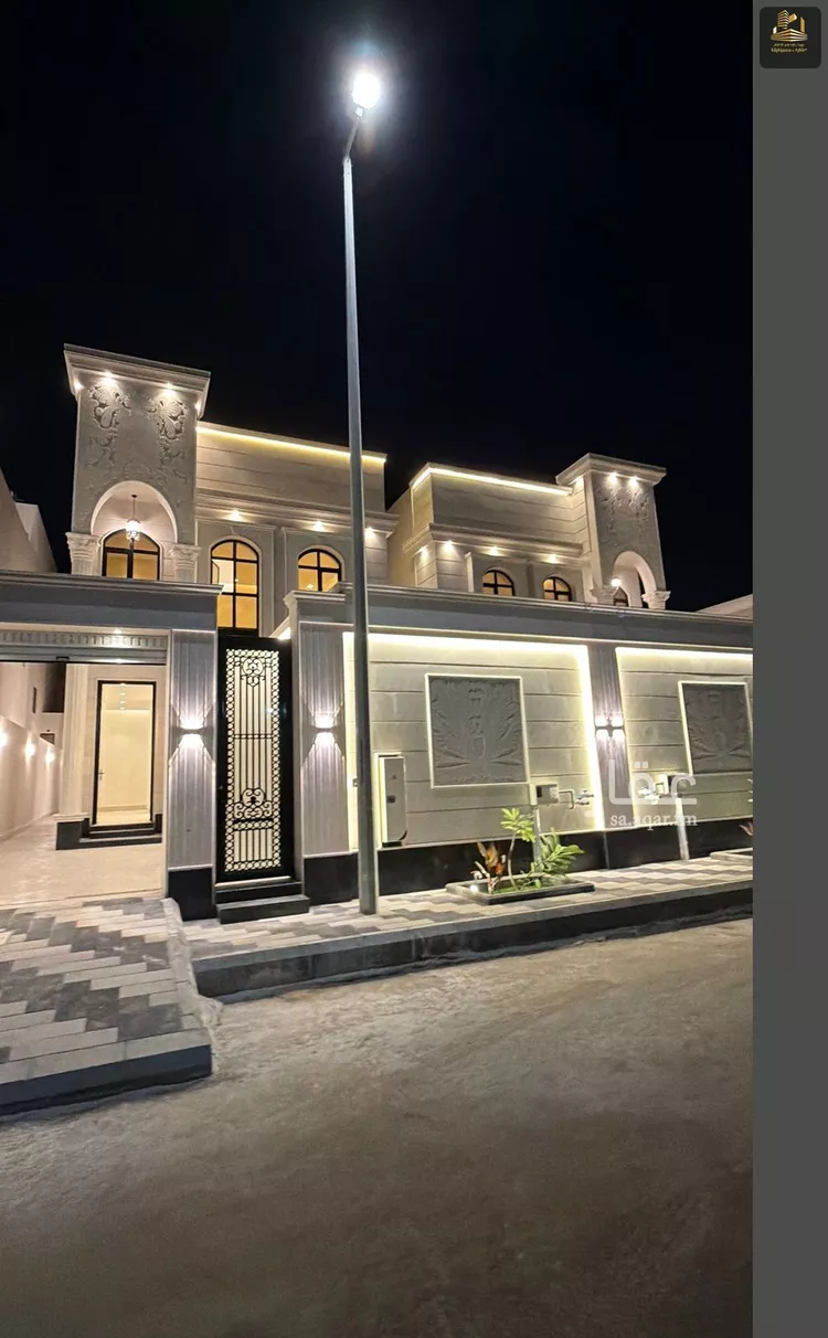 فيلا للبيع في شارع القيصومه, حي الصواري, مدينة الخبر, المنطقة الشرقية صورة 2