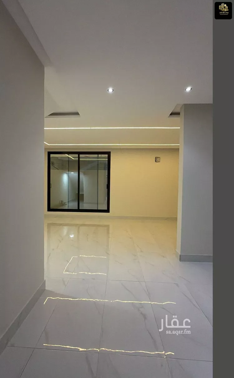 Villa for Sale in Al Khobar Al Amwaj 17