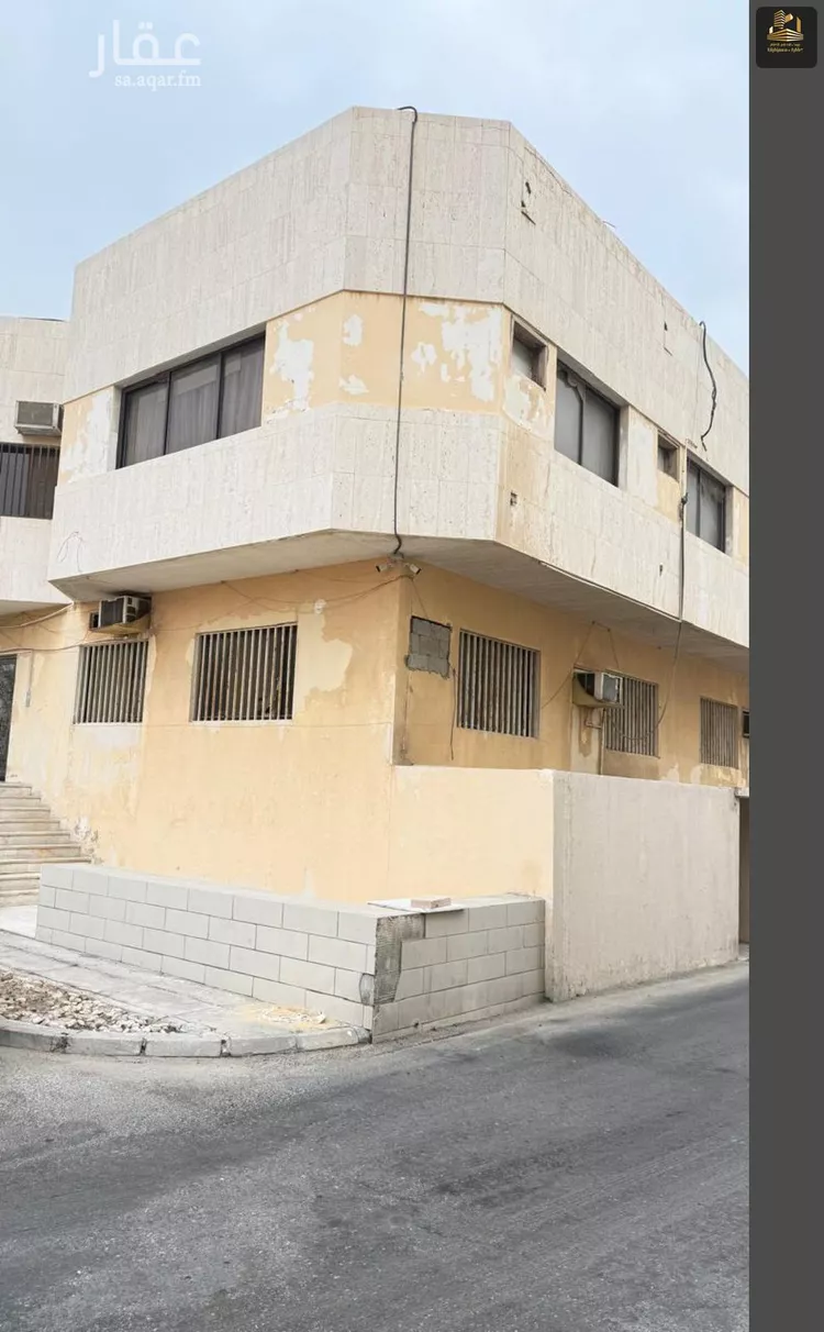 عمارة للبيع في حي الحزام الأخضر, مدينة الخبر, المنطقة الشرقية صورة 2