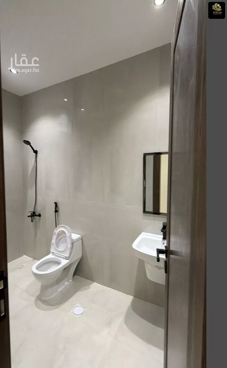 فيلا للبيع في شارع السروات, حي الصواري, مدينة الخبر, المنطقة الشرقية صورة 3