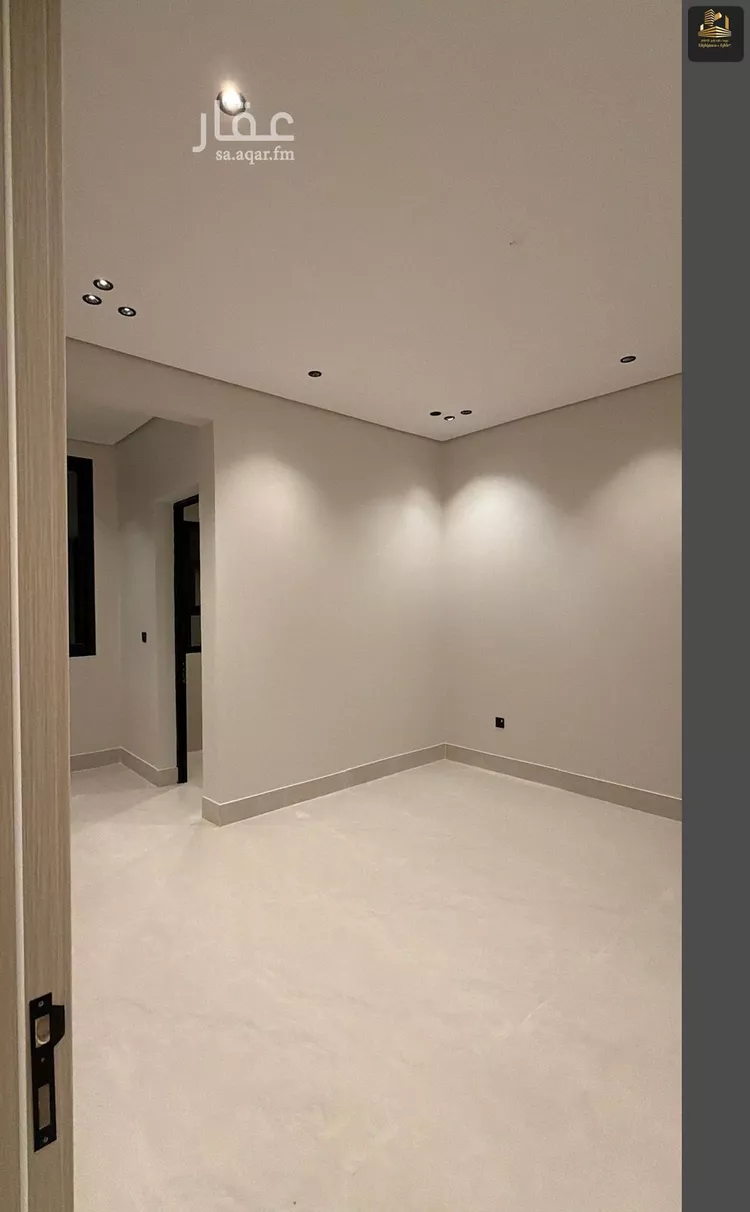 Villa for Sale in Al Khobar Al Amwaj 21