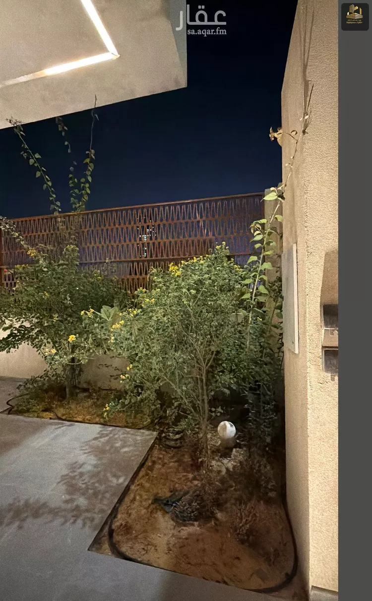 فيلا للبيع في شارع داود بن نصير, حي الراكة الجنوبية, مدينة الخبر, المنطقة الشرقية 6